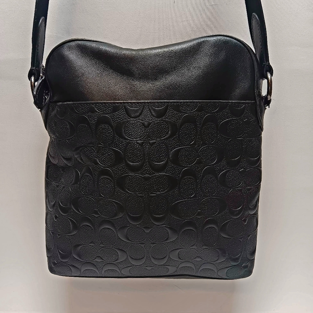 Coach F73338 Houston Flight Bag Black Embossed Signature Leather GUC - Picture 2 of 16